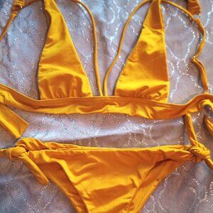Beach Bunny High Apex Larson Sutton Bikini Topaz Gold XS $200